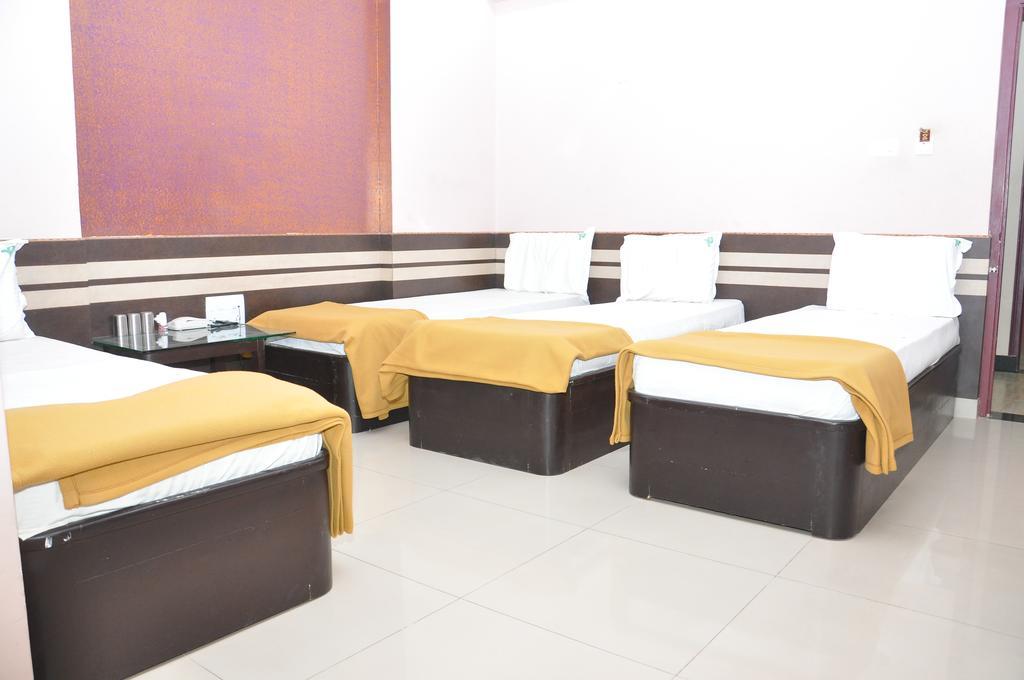 Ssr Hotel סריקאלהסטי מראה חיצוני תמונה