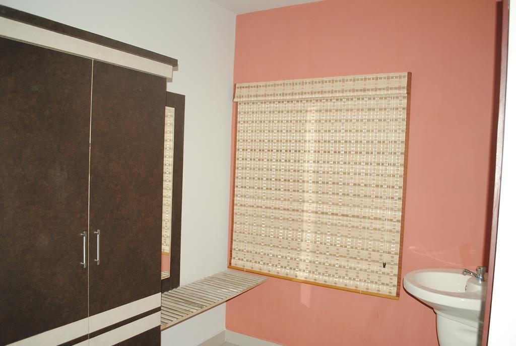 Ssr Hotel סריקאלהסטי מראה חיצוני תמונה