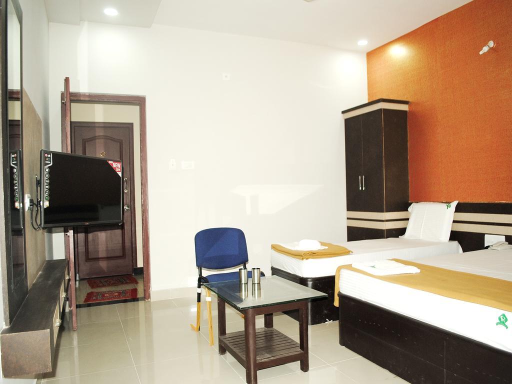 Ssr Hotel סריקאלהסטי מראה חיצוני תמונה